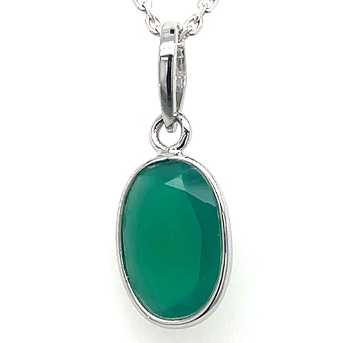 Green Onyx Oval Pendant in 925 Sterling Silver
