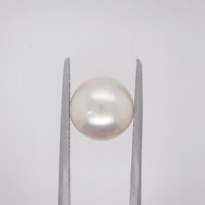White Round Pearl